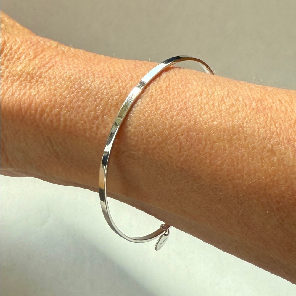 Silver Rosefield light bangle Bracelet